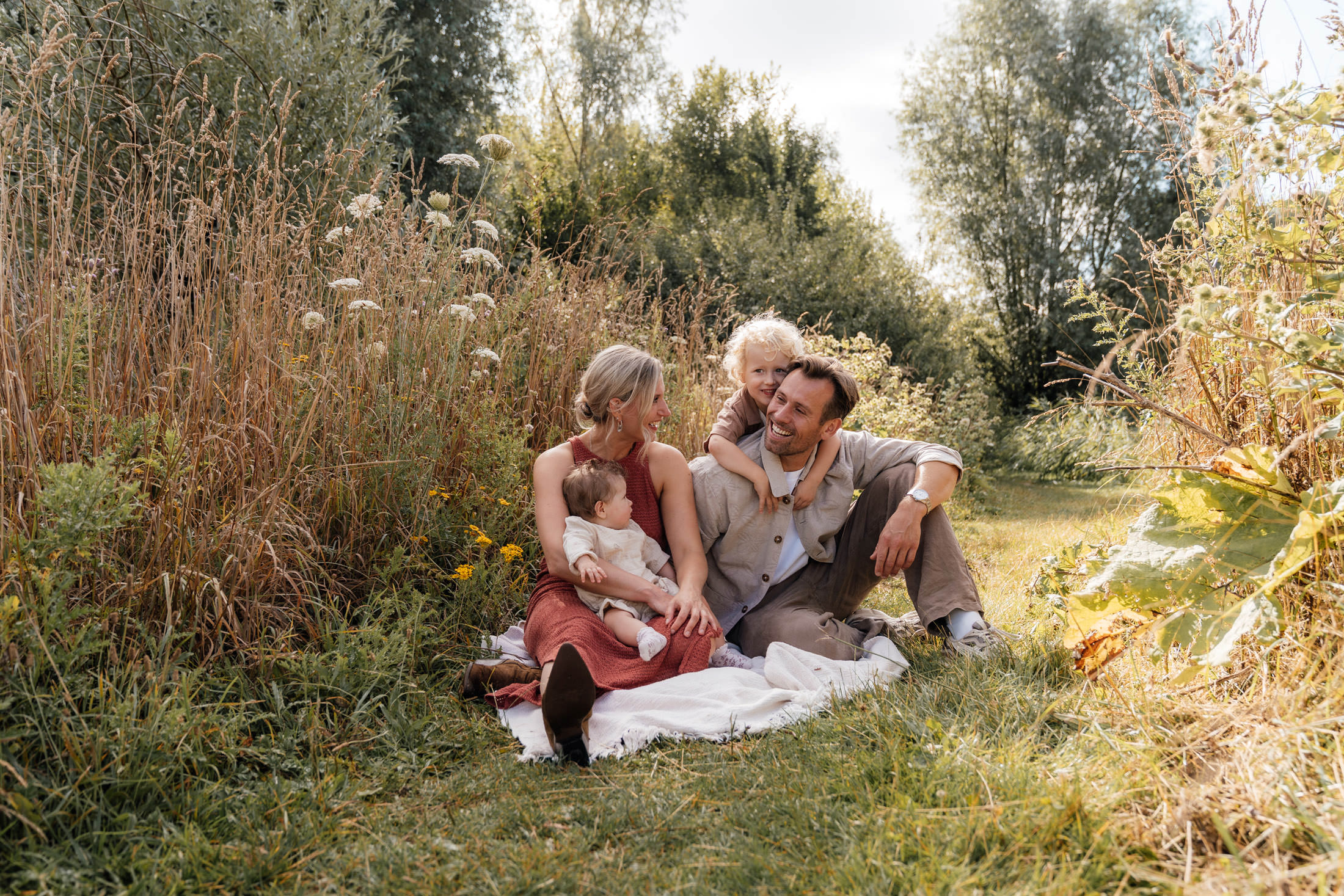 Gezinsfotografie in Schiedam buiten in de natuur