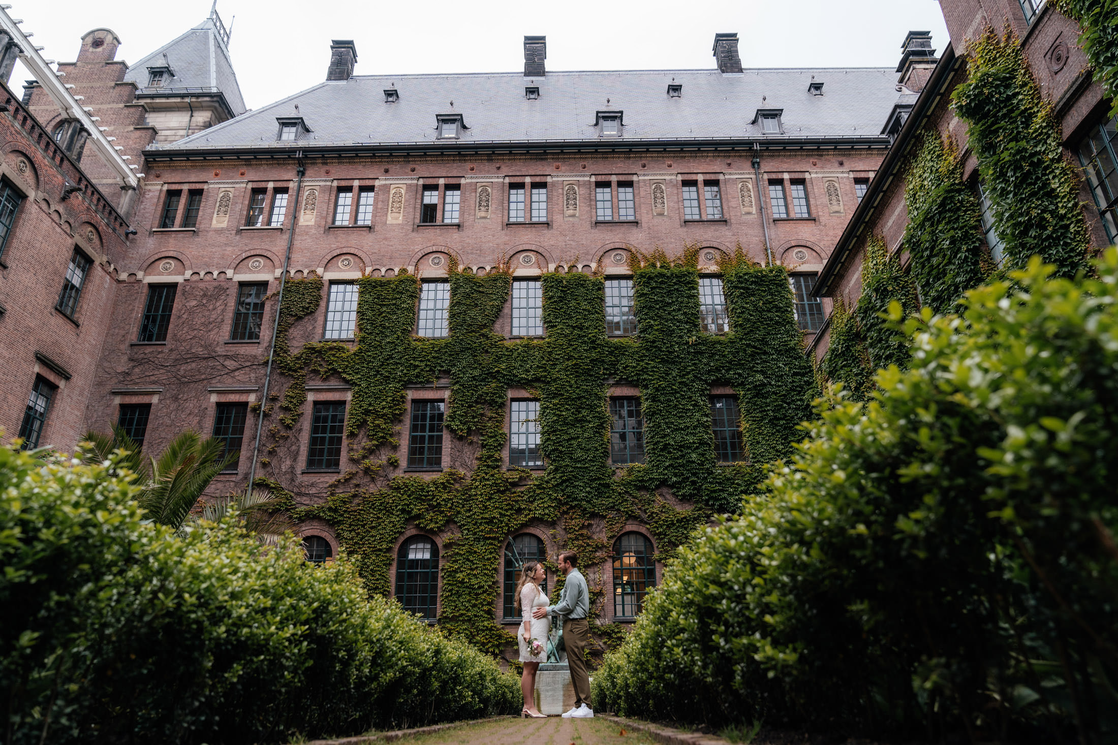 Trouwfotografie Stadhuis Rotterdam Bruid en bruidegom